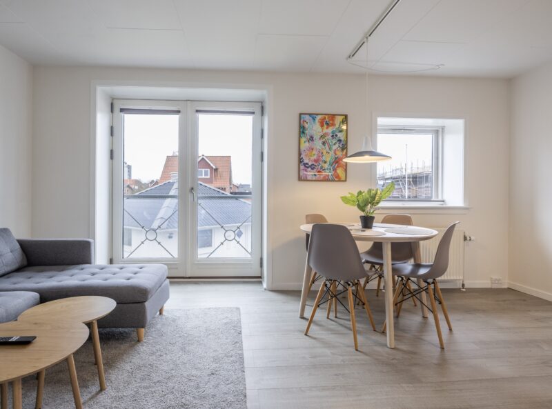 Møbleret 2-værelses mellem centrum og universitet